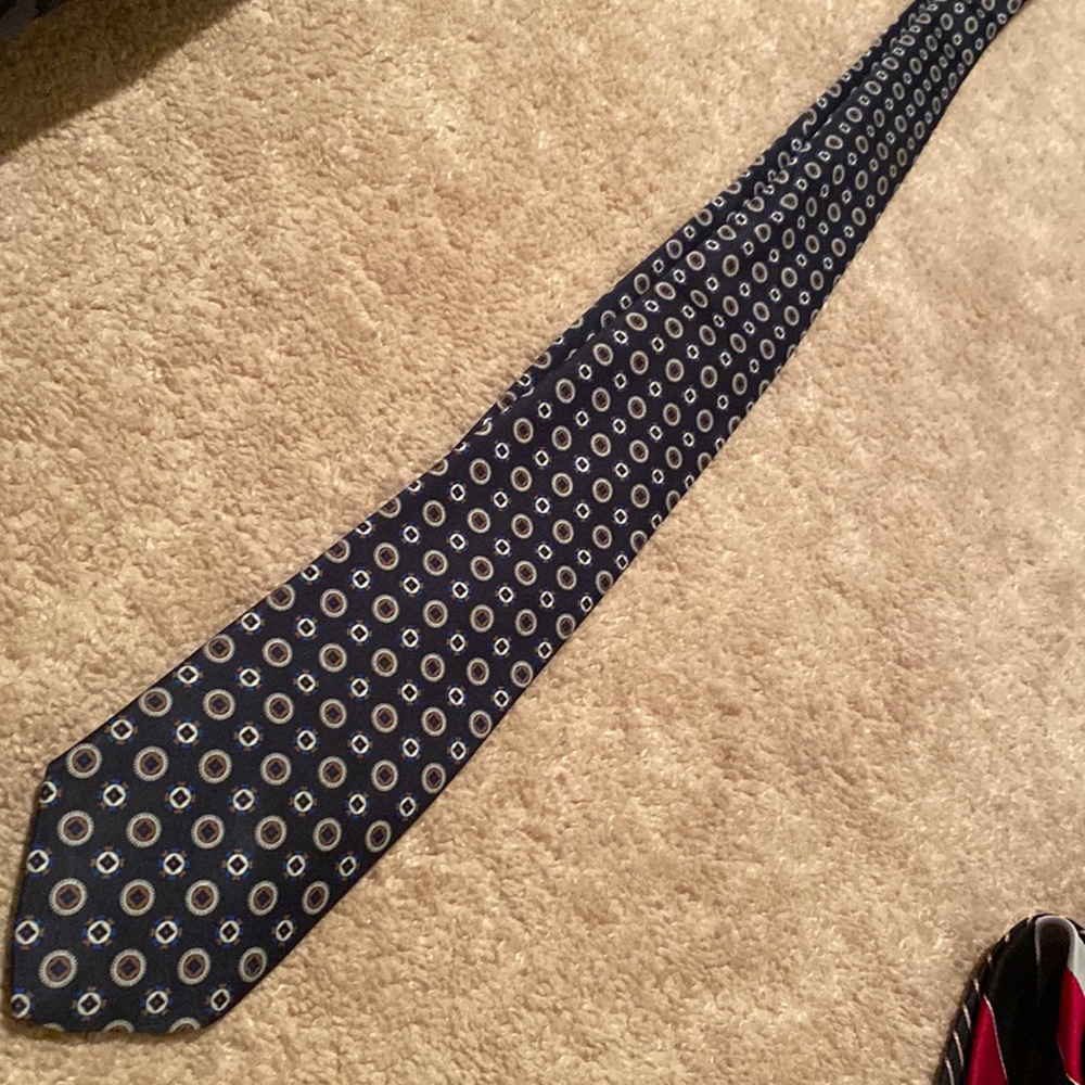Grenadier men’s skinny tie